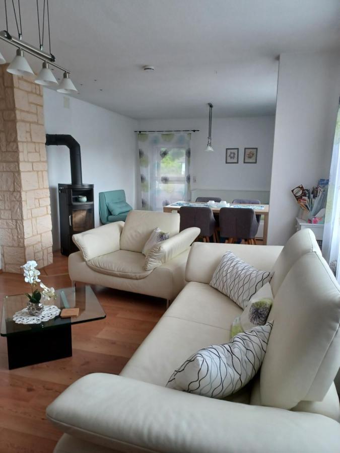 Ferienwohnung Landsburgblick Neuental Buitenkant foto